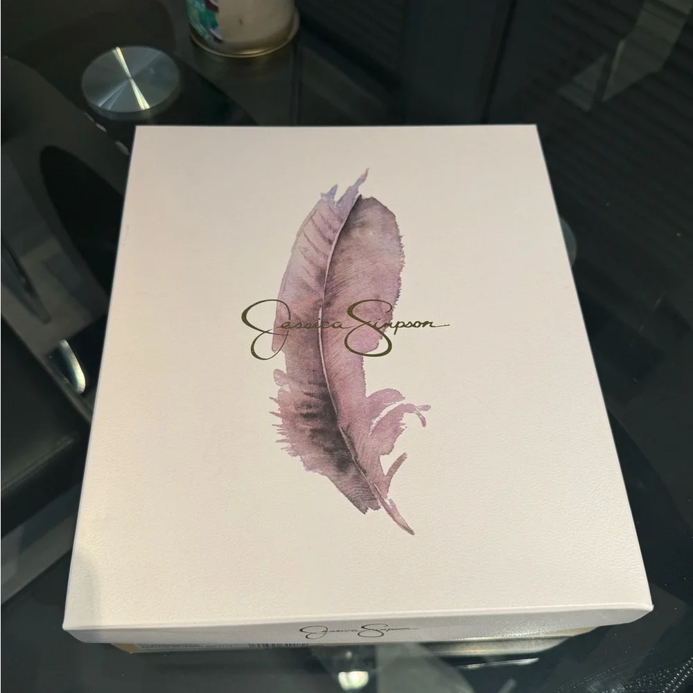 Elegant Silver Strappy Heels - Picture 11 of 12